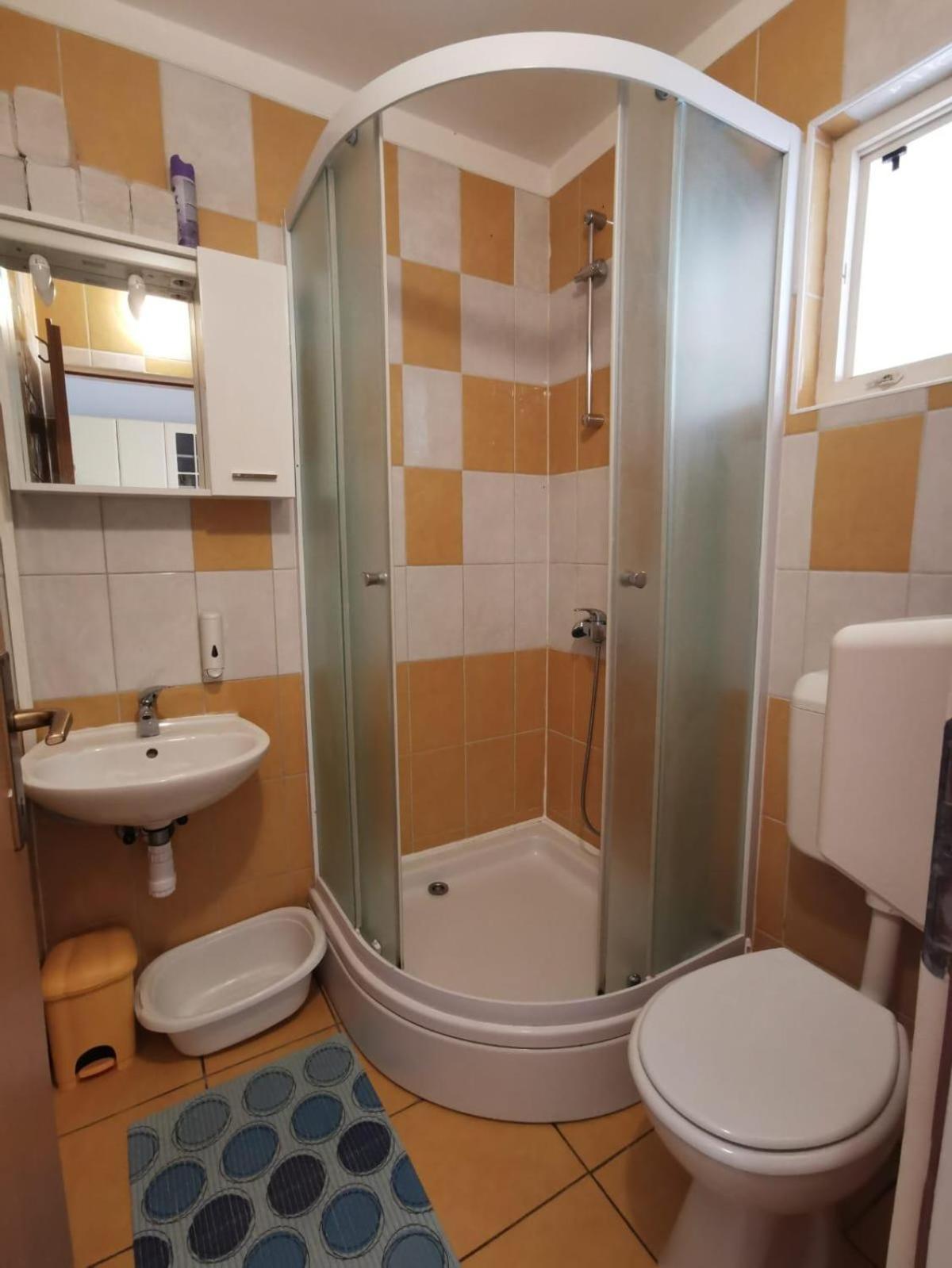 Apartments By The Sea Zivogosce - Mala Duba, Makarska - 18626 Игране Екстериор снимка